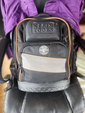 KLEIN TOOLS Black and Orange Tradesman/Electrician Backpack.